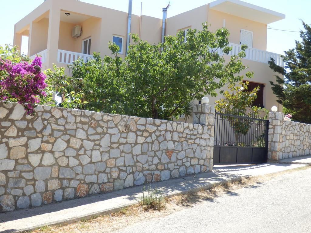 Maro Suites Tavronitis Buitenkant foto